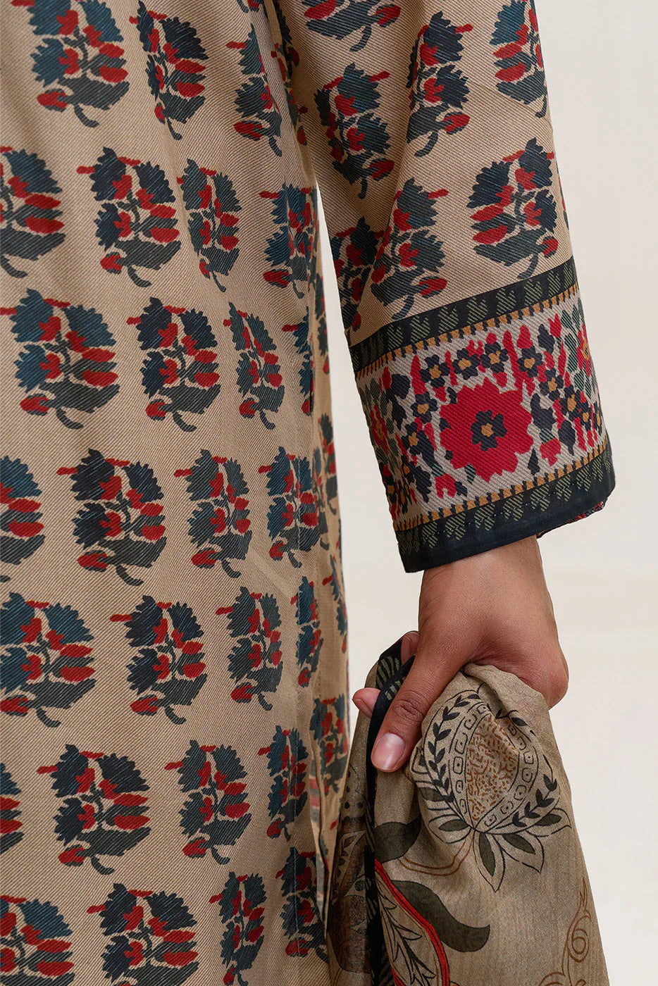 3 PIECE PRINTED LAWN SUIT-ETHNIC ECHOES (UNSTITCHED)